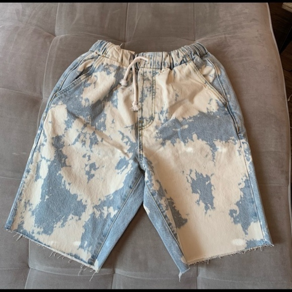 Zara Bleached Blue and Cream Jean Shorts - Picture 3 of 16